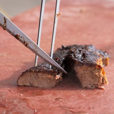 Découpe du bœuf à la broche de la Saint-Martin
